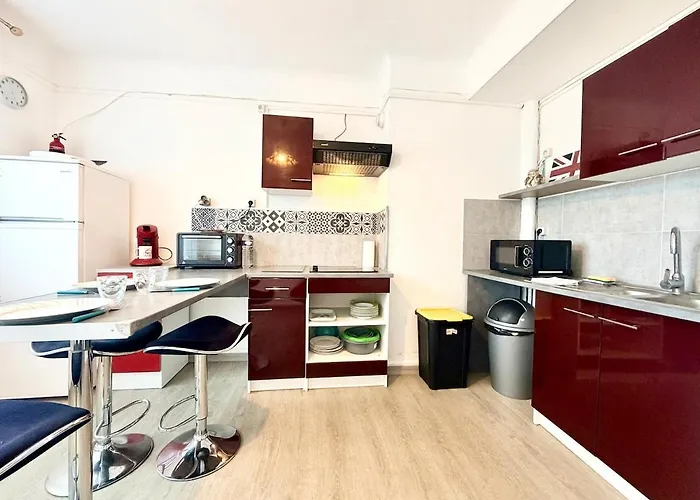 Aux Deux Ferries - North Calais